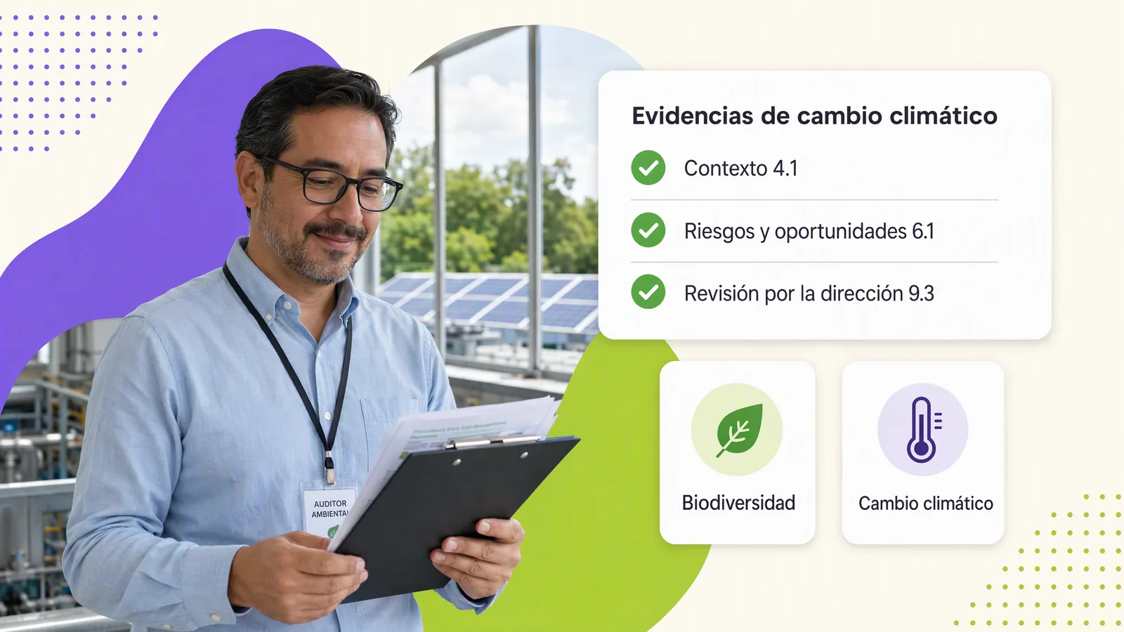 Auditor ambiental revisando en una planta las evidencias de cambio climático que pide ISO 14001:2026